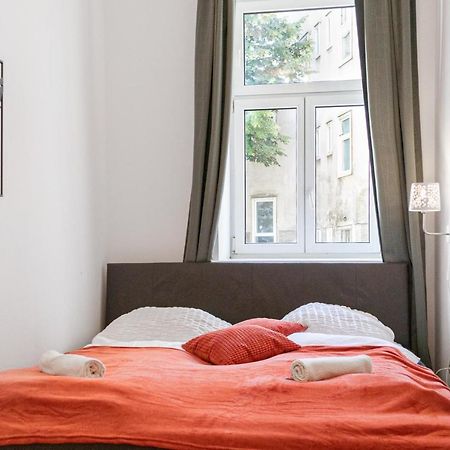 Welcoming 3Br Budget Apt. Well Connected เวียนนา ภายนอก รูปภาพ
