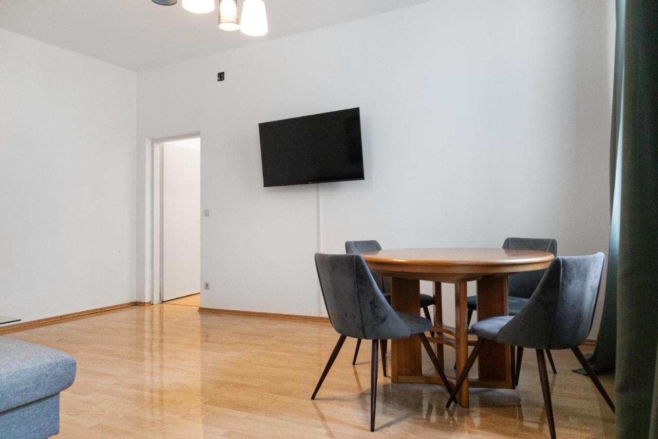 Welcoming 3Br Budget Apt. Well Connected เวียนนา ภายนอก รูปภาพ
